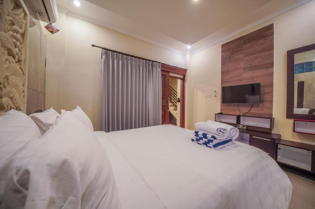 Padma Lodge Legian Seminyak Buitenkant foto