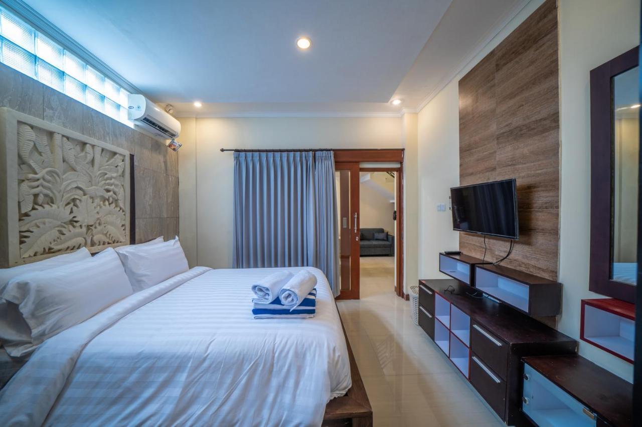 Padma Lodge Legian Seminyak Buitenkant foto