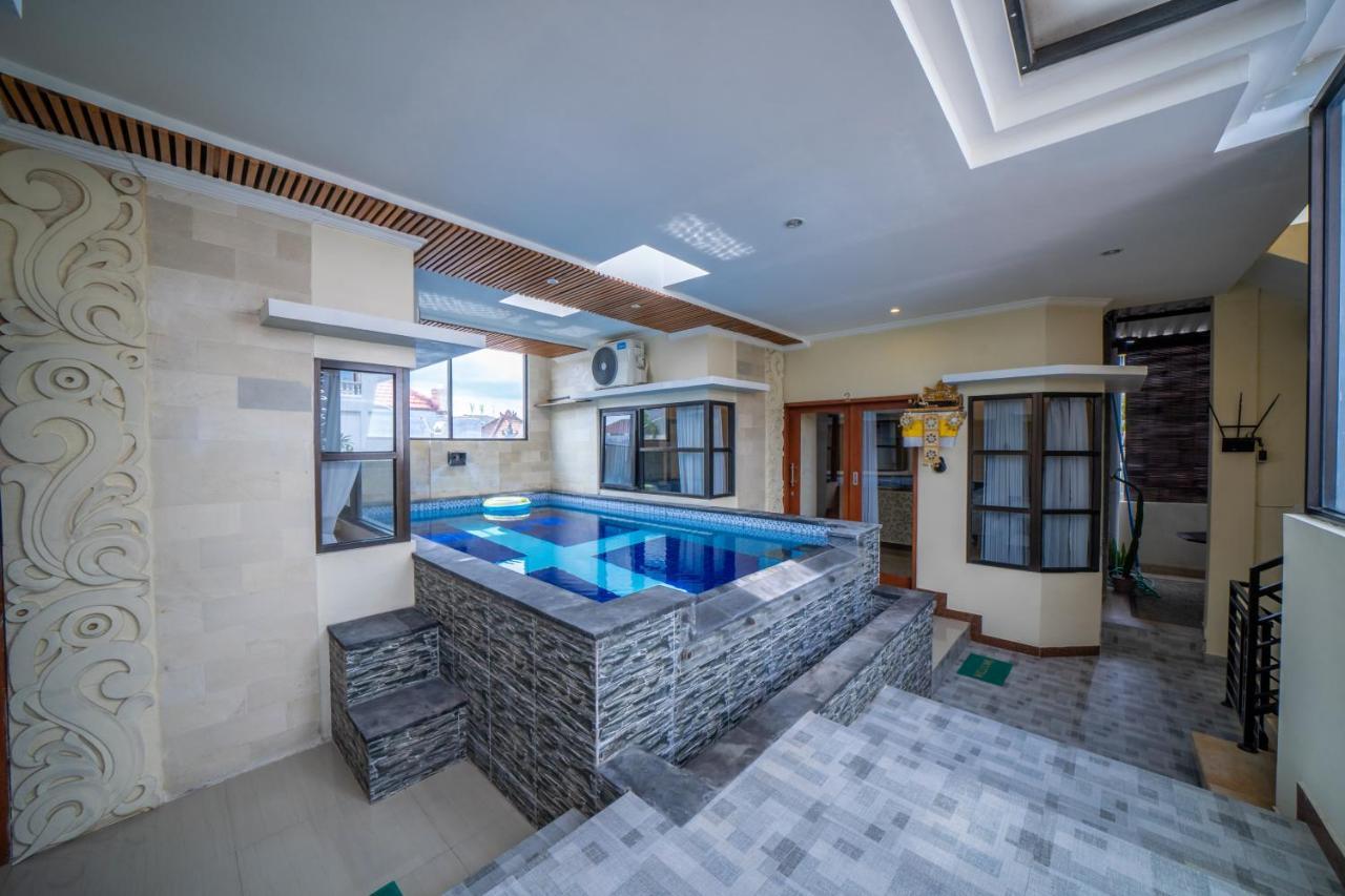 Padma Lodge Legian Seminyak Buitenkant foto